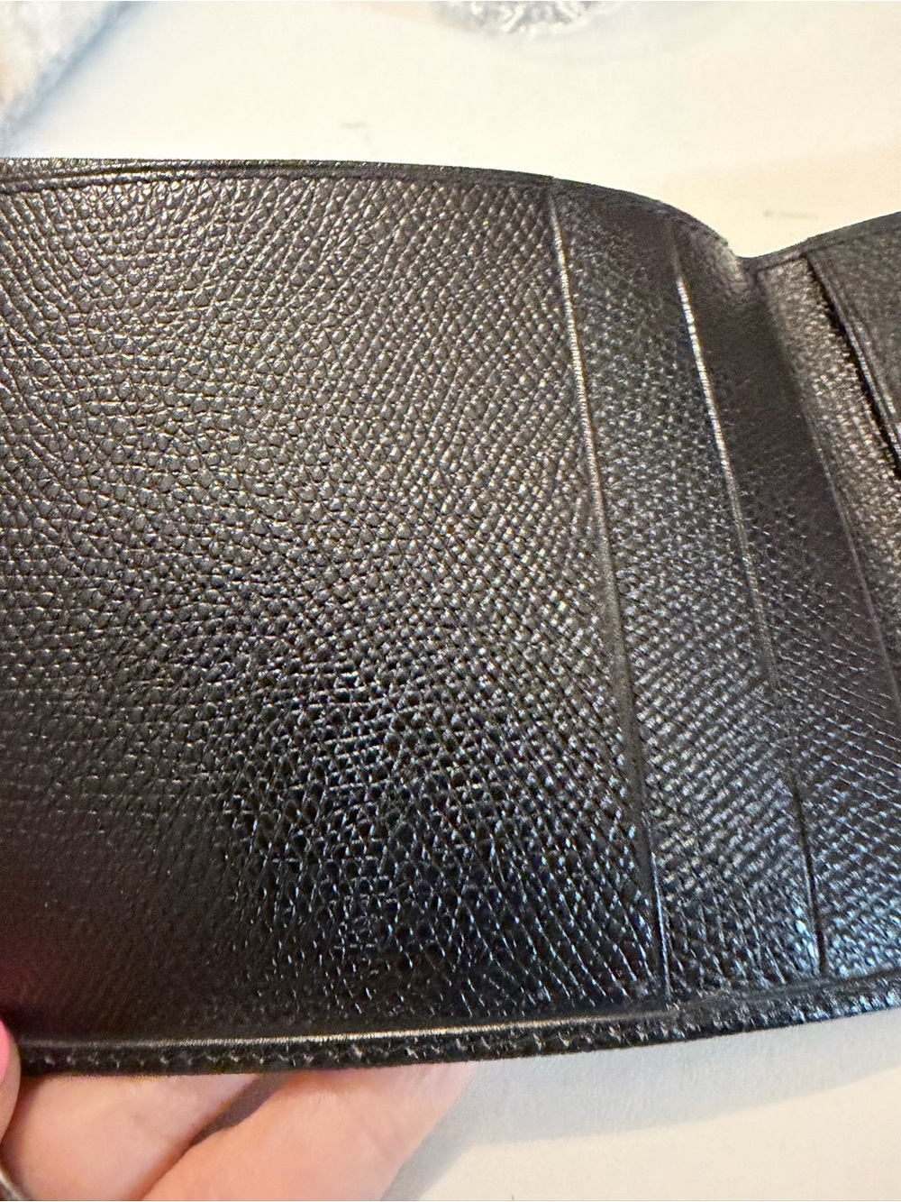 Burberrys Black Leather Men's Wallet with Gold Logo Plaque - Picture 5 of 10